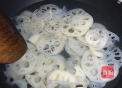 青椒藕片的做法图解2