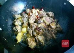 农家干豆角焖鸡的做法图解7