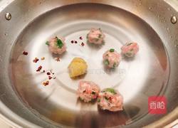 金针菇丸子汤的做法图解5