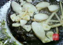 鸡蛋豆腐鲫鱼汤的做法图解12