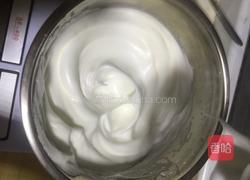 戚风蛋糕的做法图解8