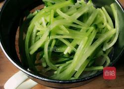 剁椒果仁萝卜丝的做法图解10