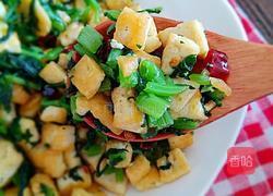 茼蒿豆腐丁的做法图解7