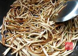 青椒香干炒肉丝的做法图解9