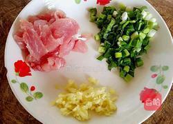 小蘑菇炒肉片（无盐无味精版）的做法图解5