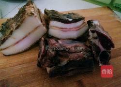 腊肉炖汤的做法图解2