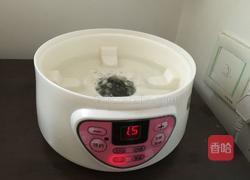 红枣枸杞炖鸡蛋的做法图解9