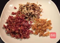 蒸腊味萝卜糕的做法图解2