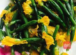 小黄瓜鲍鱼面的做法图解1