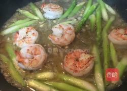 鲜虾芦笋意大利炖饭的做法图解5