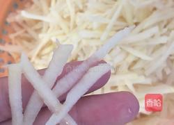 陕北洋芋擦擦的做法图解3