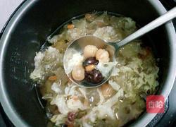 银耳红枣桂圆汤的做法图解8