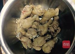 红烧可乐小鸡腿的做法图解1
