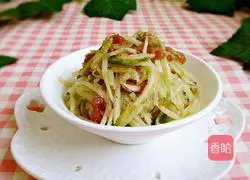 Illustration of how to make green radish and meat bun filling 7