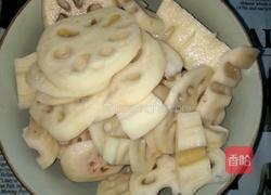 暖胃营养清淡汤的做法图解2