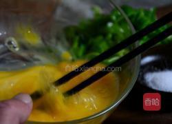盐豆煎鸡蛋的做法图解3