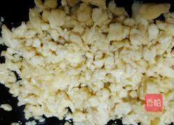 猪肉虾仁韭菜水饺的做法图解4