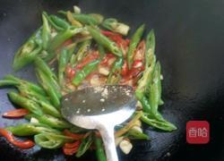 青椒炒牛肉的做法图解5