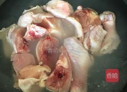 土豆萝卜炖鸡块儿的做法图解3