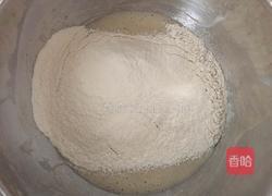 香蕉牛奶松饼的做法图解4