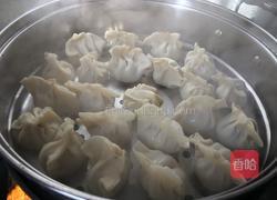 香菇木耳猪肉小笼包的做法图解5