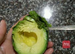 牛油果奶昔的做法图解3