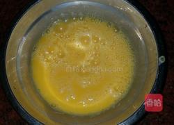 糖醋炸鸡蛋丝的做法图解1