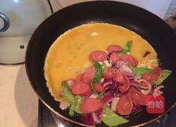 鹅蛋炒香肠 的做法图解4