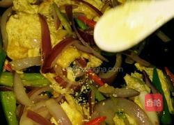 洋葱炒蛋的做法图解12