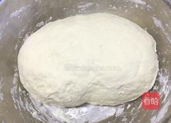 梅干菜大包子的做法图解1