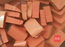 家常尖椒炒猪血的做法图解1