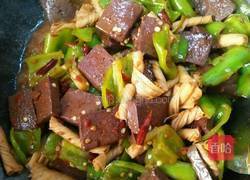 家常尖椒炒猪血的做法图解6