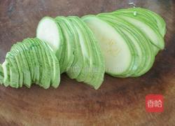 凉拌小南瓜的做法图解2