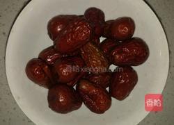 黑木耳红枣汤的做法图解3