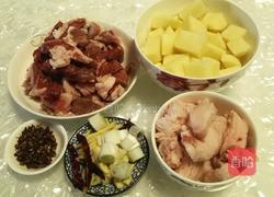 土豆炖羊肉的做法图解1