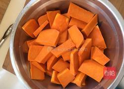 南瓜豆沙馒头的做法图解2