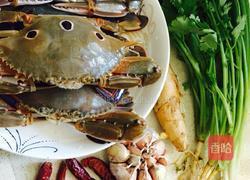 姜葱炒花蟹的做法图解1