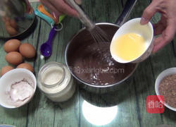 巧克力戚风蛋糕8寸的做法图解4