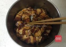 五花肉焖饭的做法图解3