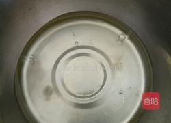 六寸戚风蛋糕的做法图解2