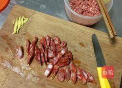 腊肠肉末焗饭的做法图解1