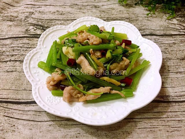 芹菜炒肉