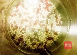 红豆薏仁大米粥的做法图解3