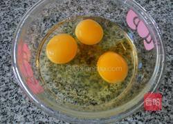 韭菜鸡蛋饺子馅料的做法图解3