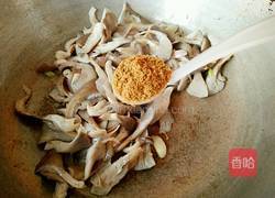 孜然平菇炒鸡蛋的做法图解11