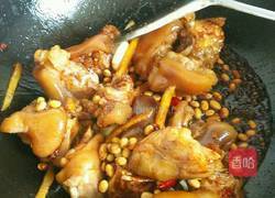 黄豆闷猪蹄的做法图解5