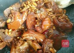 黄豆闷猪蹄的做法图解7