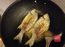 海鲫鱼豆腐菌菇汤的做法图解4