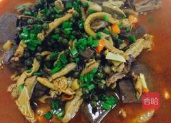 猪血闷鸡杂的做法图解3