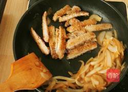 洋葱丝香煎猪扒的做法图解10